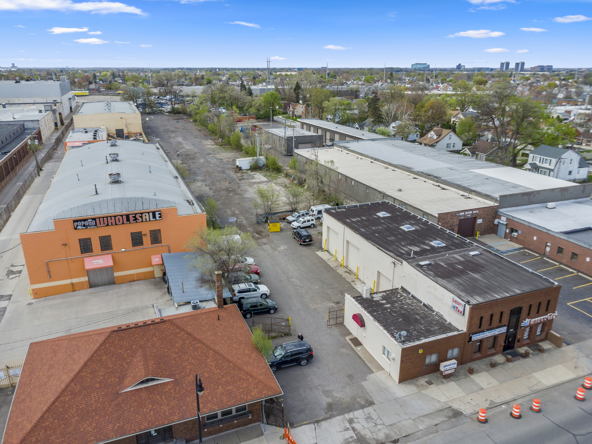 14321 W Warren Ave, Dearborn, MI for lease Primary Photo- Image 1 of 27