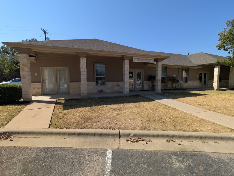 3000 Joe DiMaggio - Blvd, Round Rock, TX for lease - Building Photo - Image 1 of 5