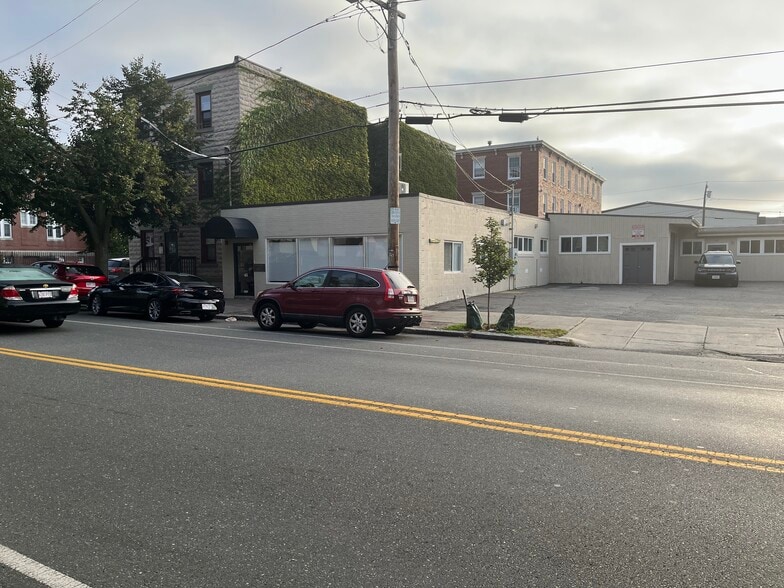 65 Congress St, Salem, MA for lease - Building Photo - Image 3 of 3