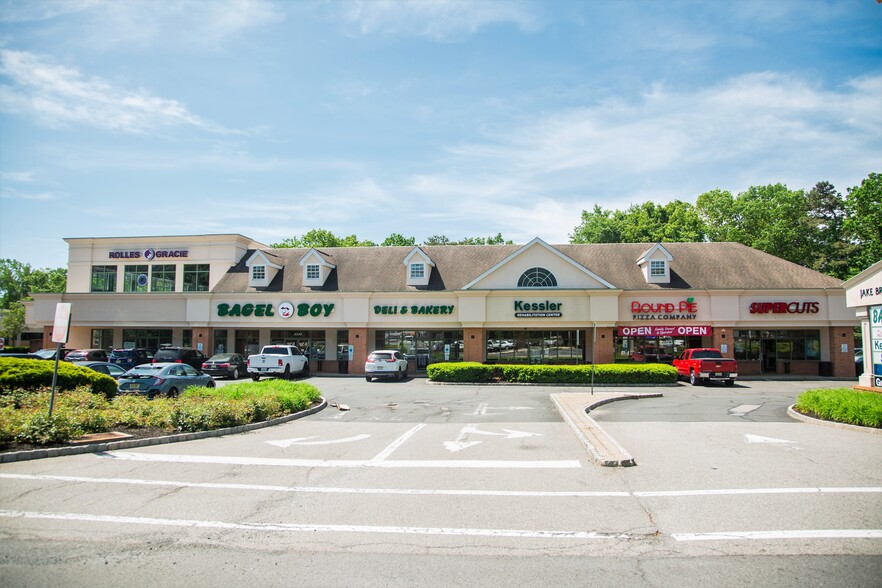 2321-2333 County Road 516, Old Bridge, NJ for lease - Building Photo - Image 1 of 7