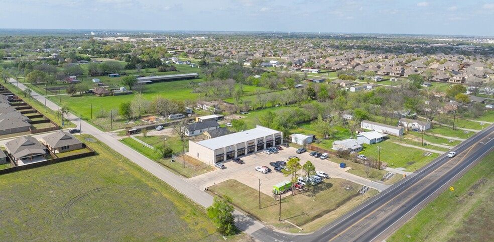 11511 Walnut Ln, Forney, TX for sale - Building Photo - Image 3 of 7