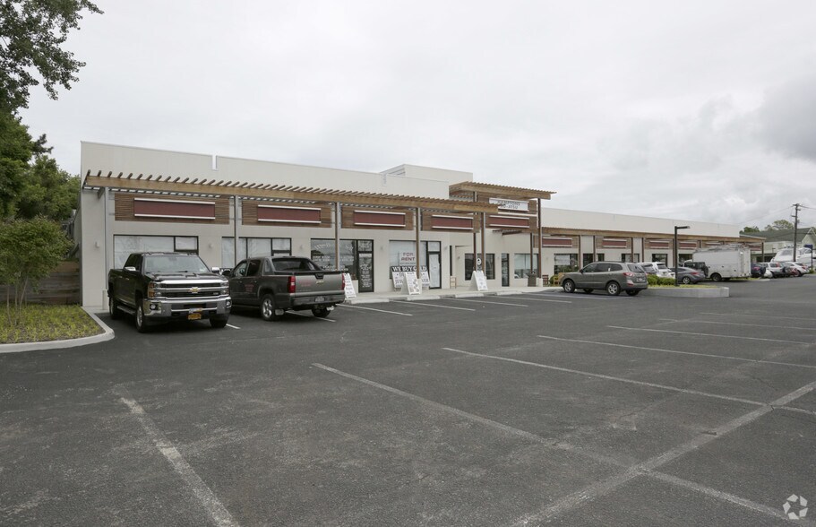 801 County Road 39, Southampton, NY for sale - Primary Photo - Image 1 of 1