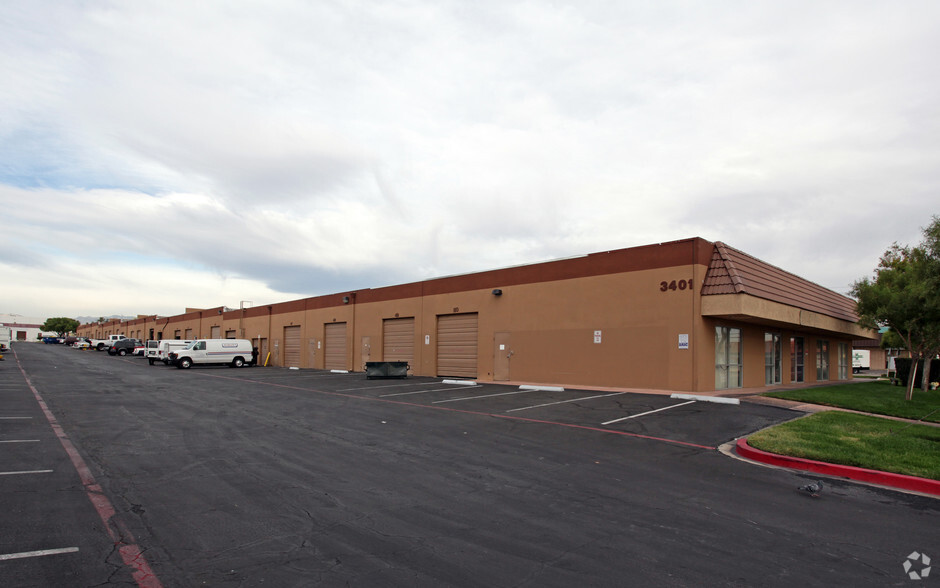 3401 Sirius Ave, Las Vegas, NV for lease - Building Photo - Image 2 of 13