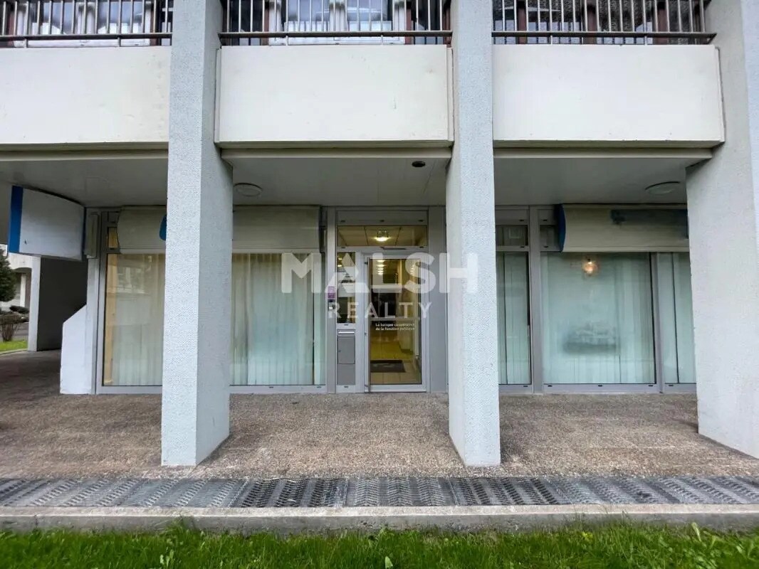 Office in Saint-Étienne for sale Building Photo- Image 1 of 6