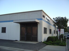 3211 Maple St, Santa Ana, CA for lease Building Photo- Image 1 of 3