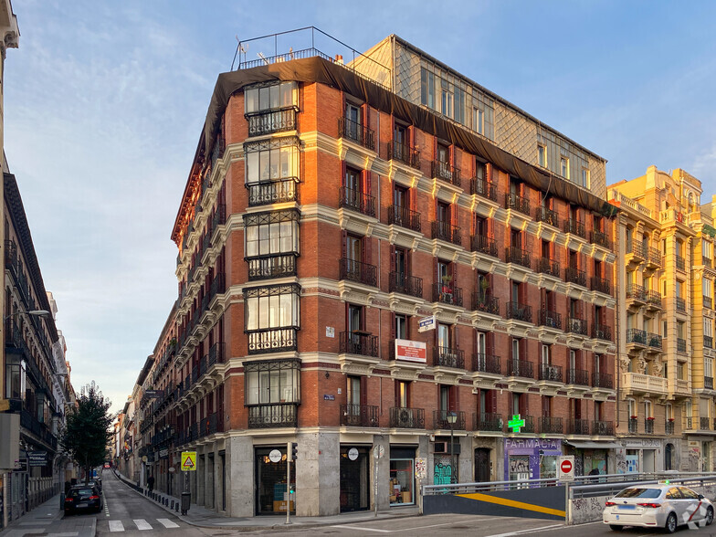 Calle Mejía Lequerica, 3, Madrid, Madrid for sale - Primary Photo - Image 1 of 2