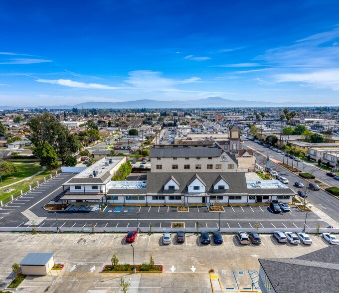 8291-8295 Westminster Blvd, Westminster, CA for lease - Building Photo - Image 1 of 22