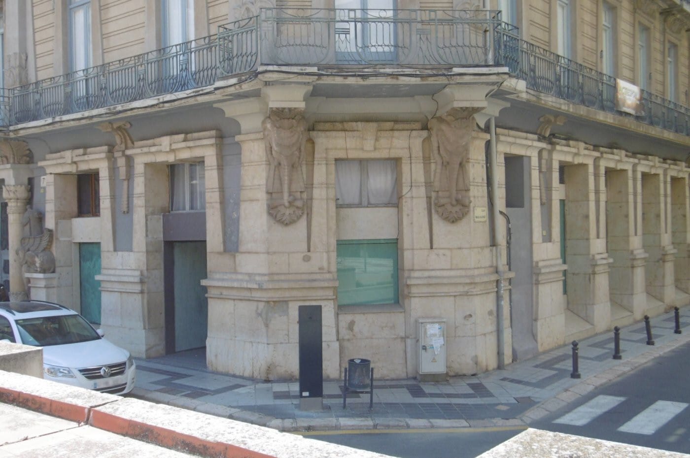 Retail in Tortosa, Tarragona for lease Building Photo- Image 1 of 4
