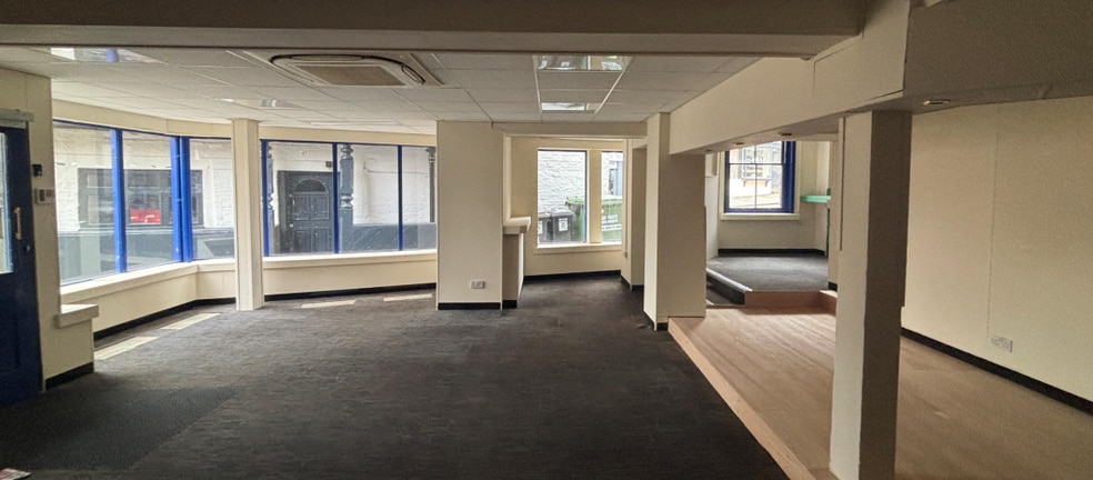 17-19 Market Pl, Ashbourne for lease - Interior Photo - Image 1 of 3