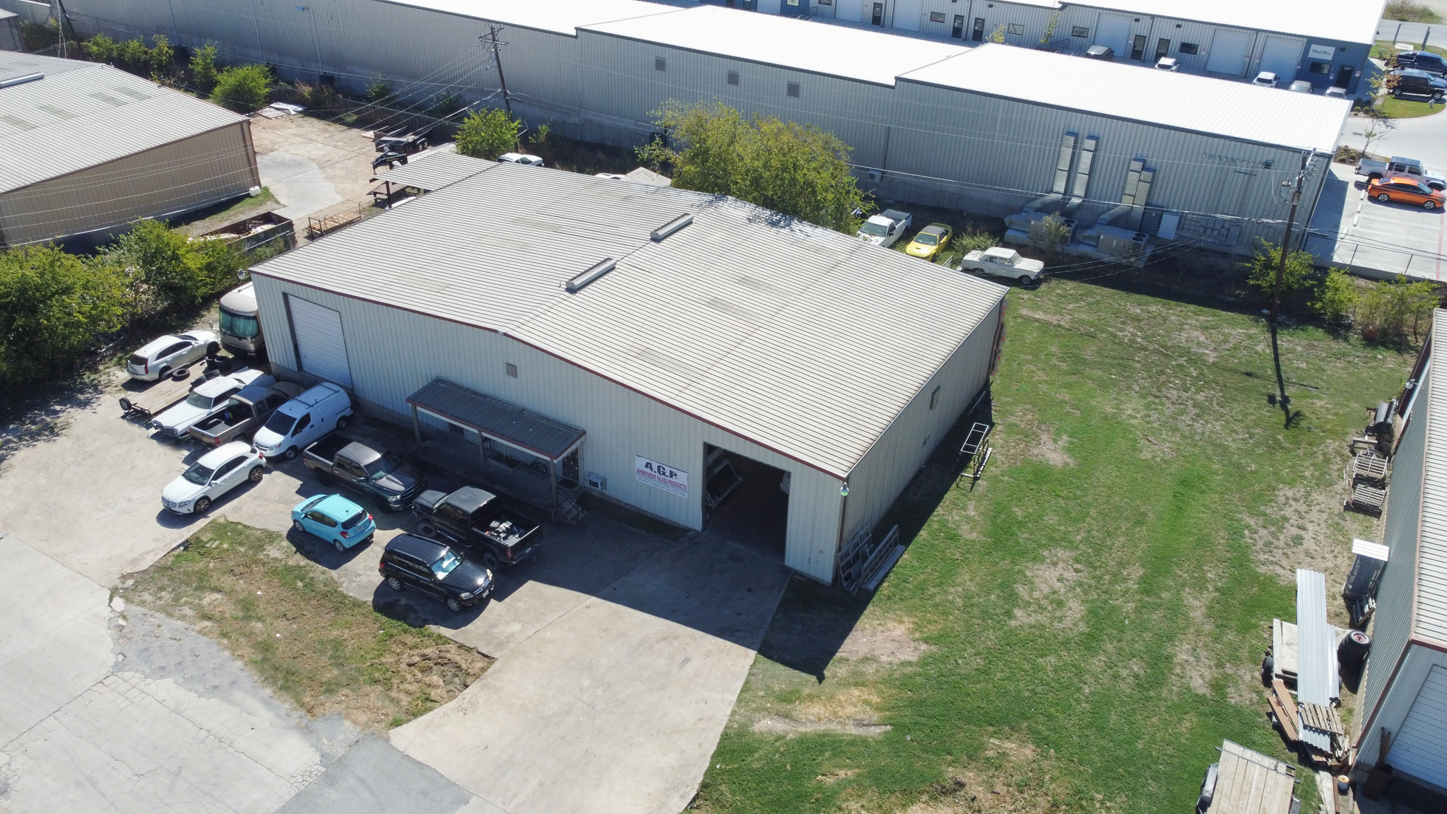 2457 Interstate Park Dr, Buda, TX for lease Building Photo- Image 1 of 5