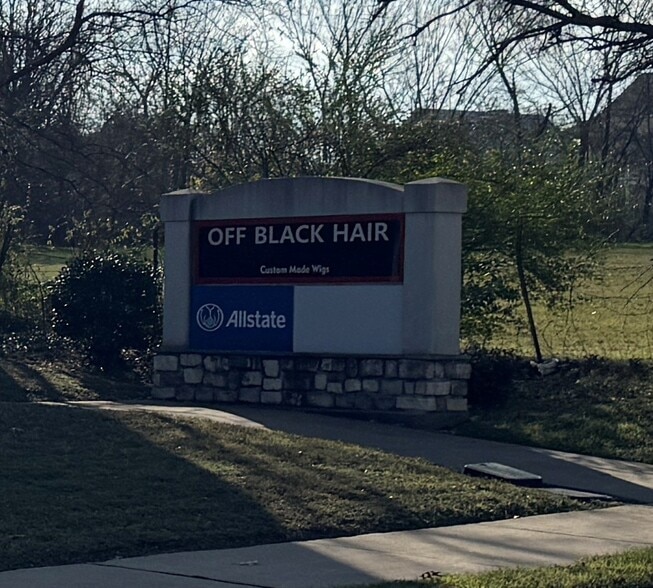 320 W Belt Line Rd, Cedar Hill, TX for lease - Building Photo - Image 3 of 3