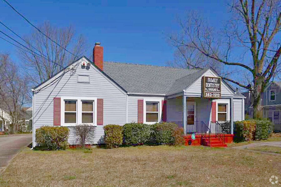 1542 E Bayview Blvd, Norfolk, VA for sale Primary Photo- Image 1 of 1