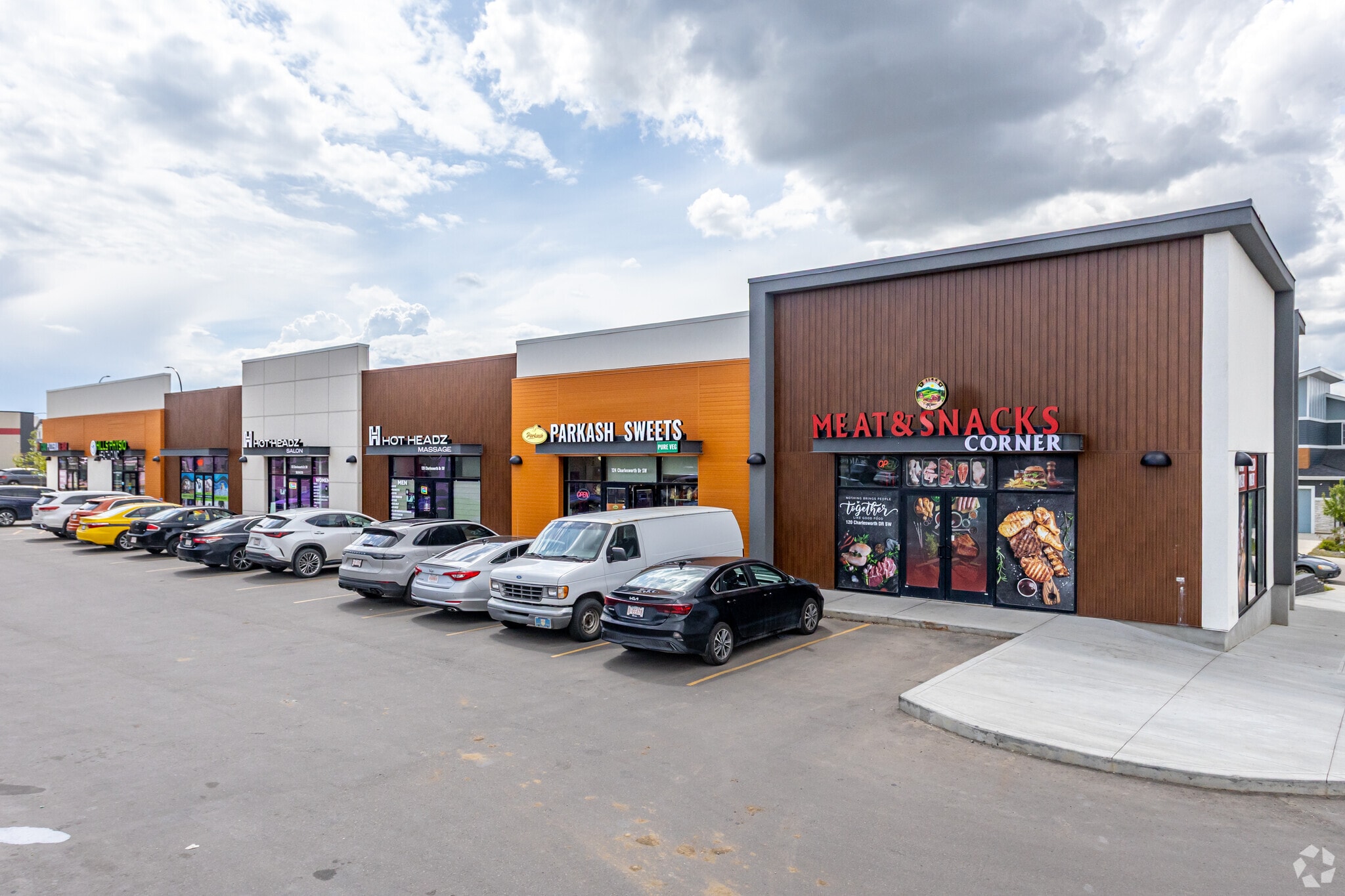 104 Charlesworth SW dr, Edmonton, AB for sale Primary Photo- Image 1 of 1