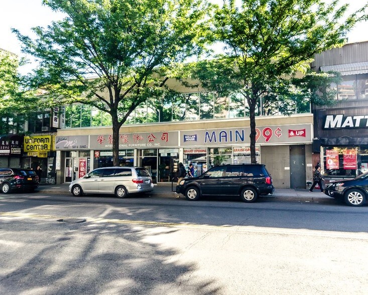 3641 Main St, Flushing, NY, 11354 Retail Space For Lease
