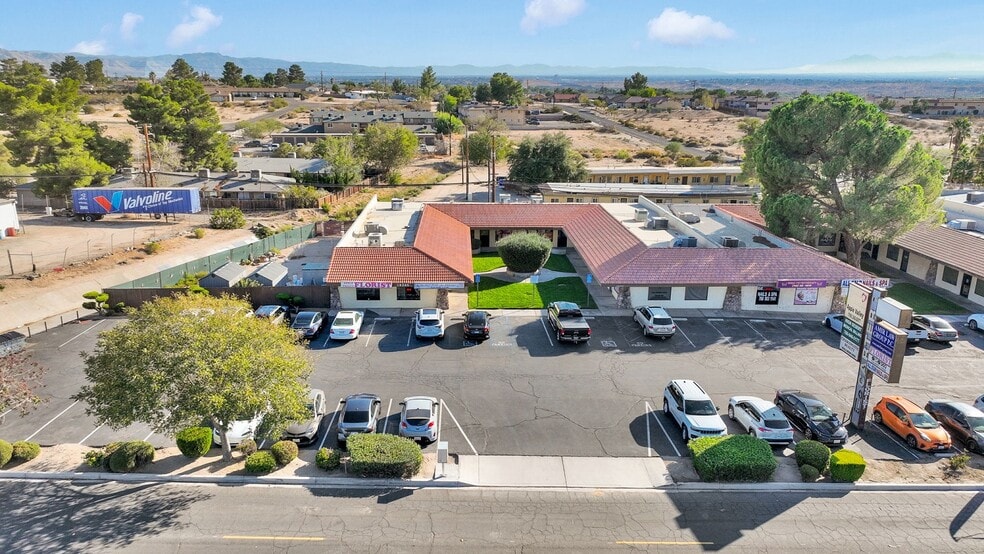 18245 US Highway 18, Apple Valley, CA for sale - Building Photo - Image 1 of 10