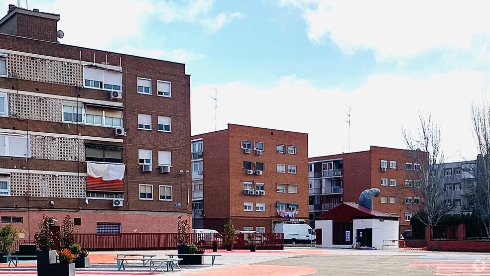 View Photo