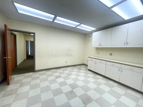 1860 Ala Moana Blvd, Honolulu, HI for lease Interior Photo- Image 2 of 3