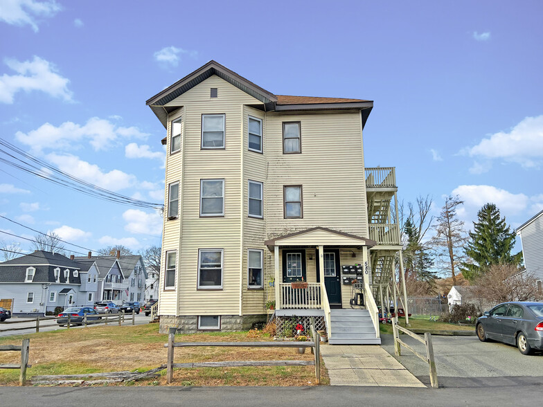 580 Bay St, Taunton, MA for sale - Building Photo - Image 2 of 10