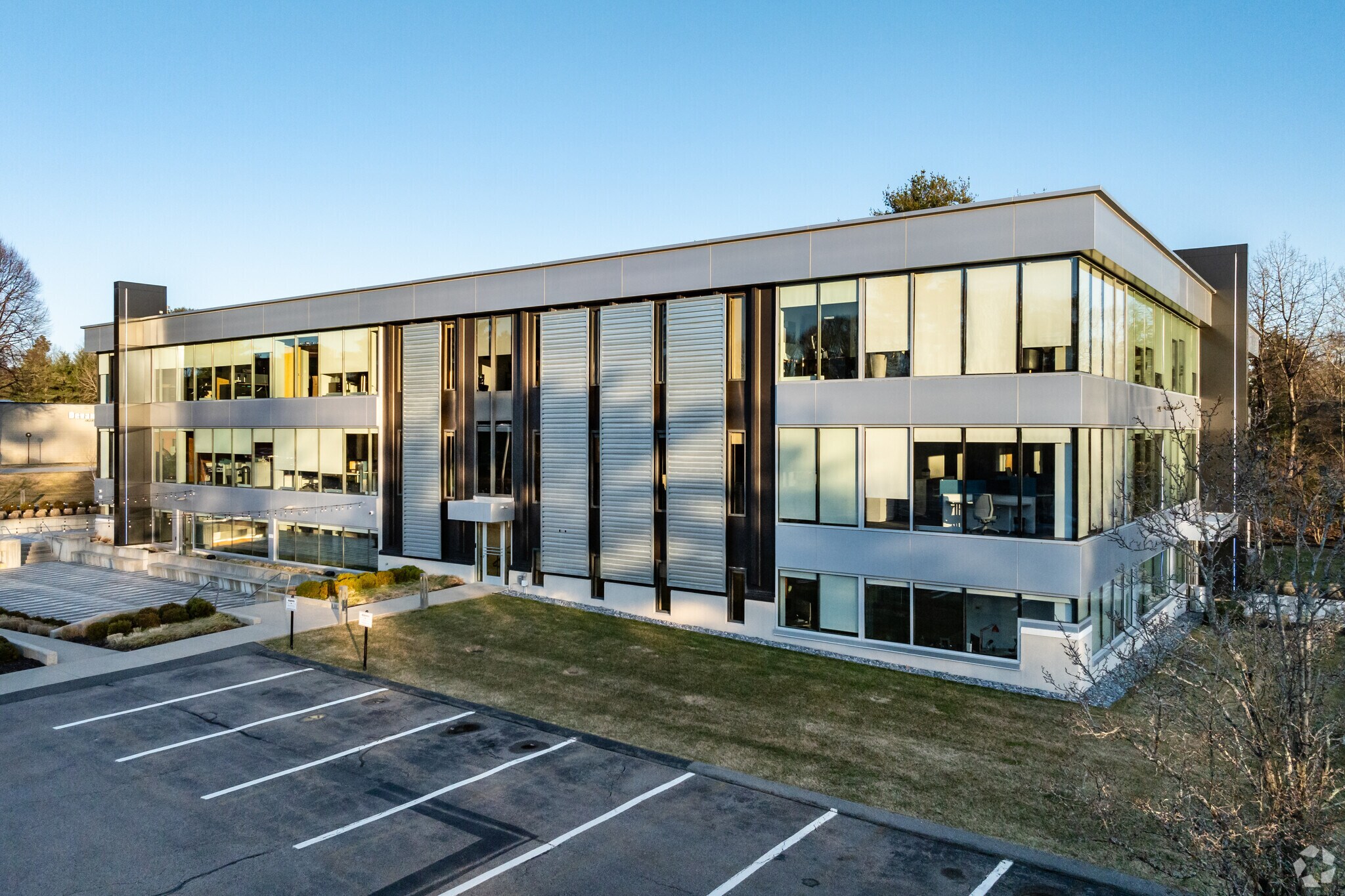 180 Wells Ave, Newton, MA for sale Primary Photo- Image 1 of 1