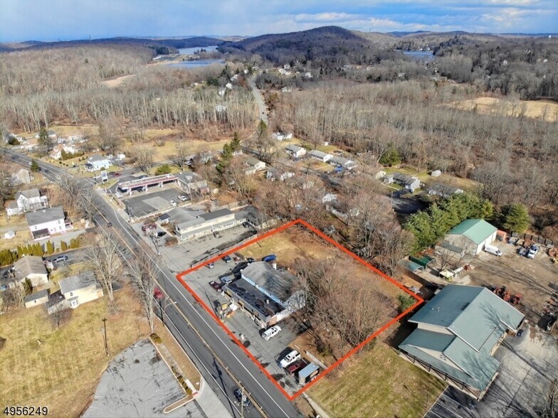 196 Main St, Andover, NJ 07821