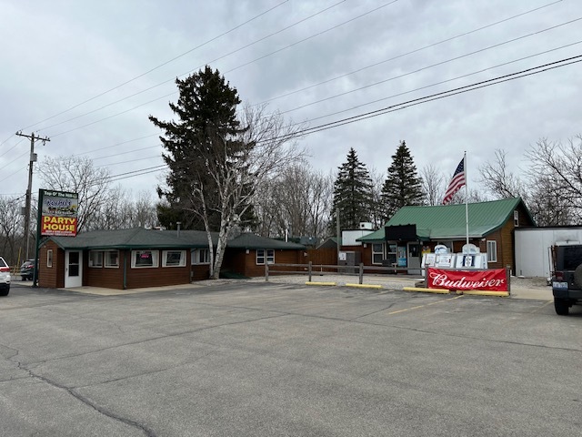 5140 Michigan Ave, Tipton, MI for sale - Primary Photo - Image 1 of 9