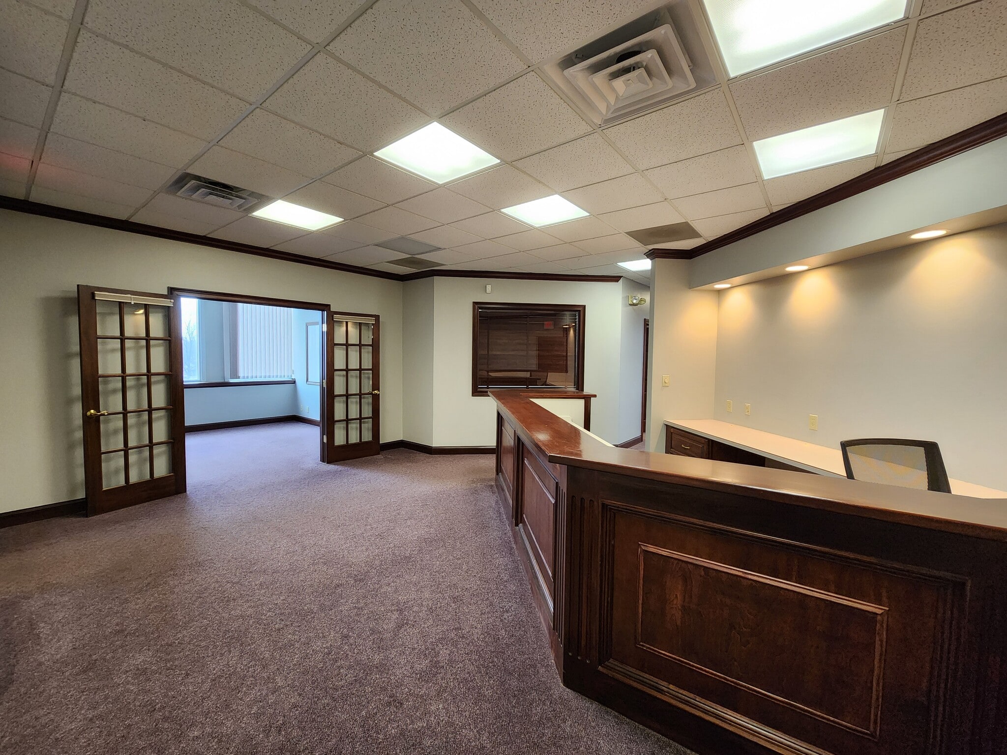 401 S Earl Ave, Lafayette, IN for lease Lobby- Image 1 of 10