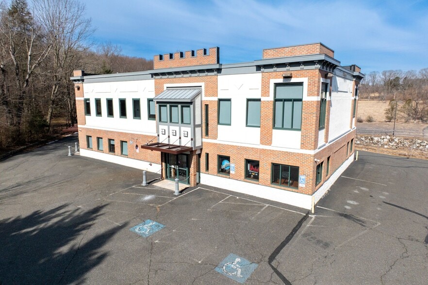 1703 Pottstown Pike, Pottstown, PA for sale - Building Photo - Image 2 of 48