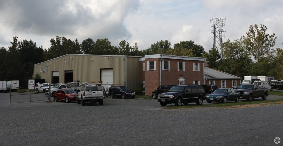 9295 W & W Industrial Rd, La Plata, MD for lease - Building Photo - Image 2 of 5
