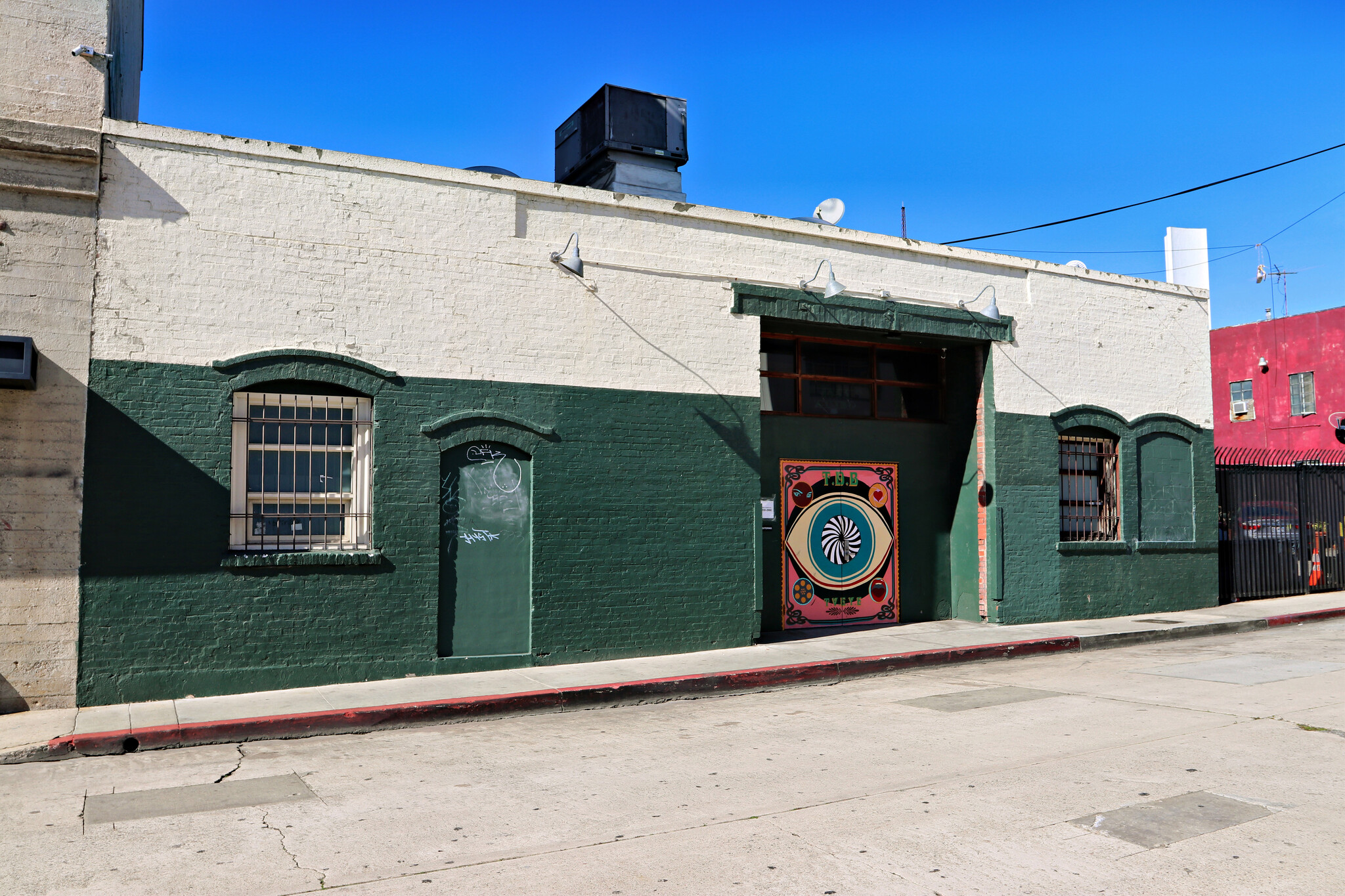 1633 Cosmo St, Los Angeles, CA for lease Building Photo- Image 1 of 4