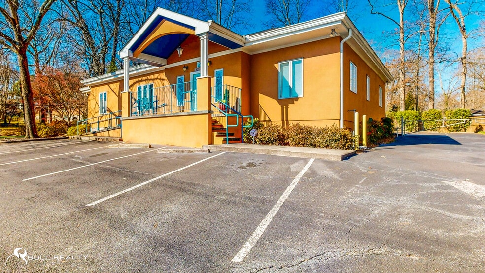 3802 N Druid Hills Rd, Decatur, GA for sale - Building Photo - Image 2 of 28