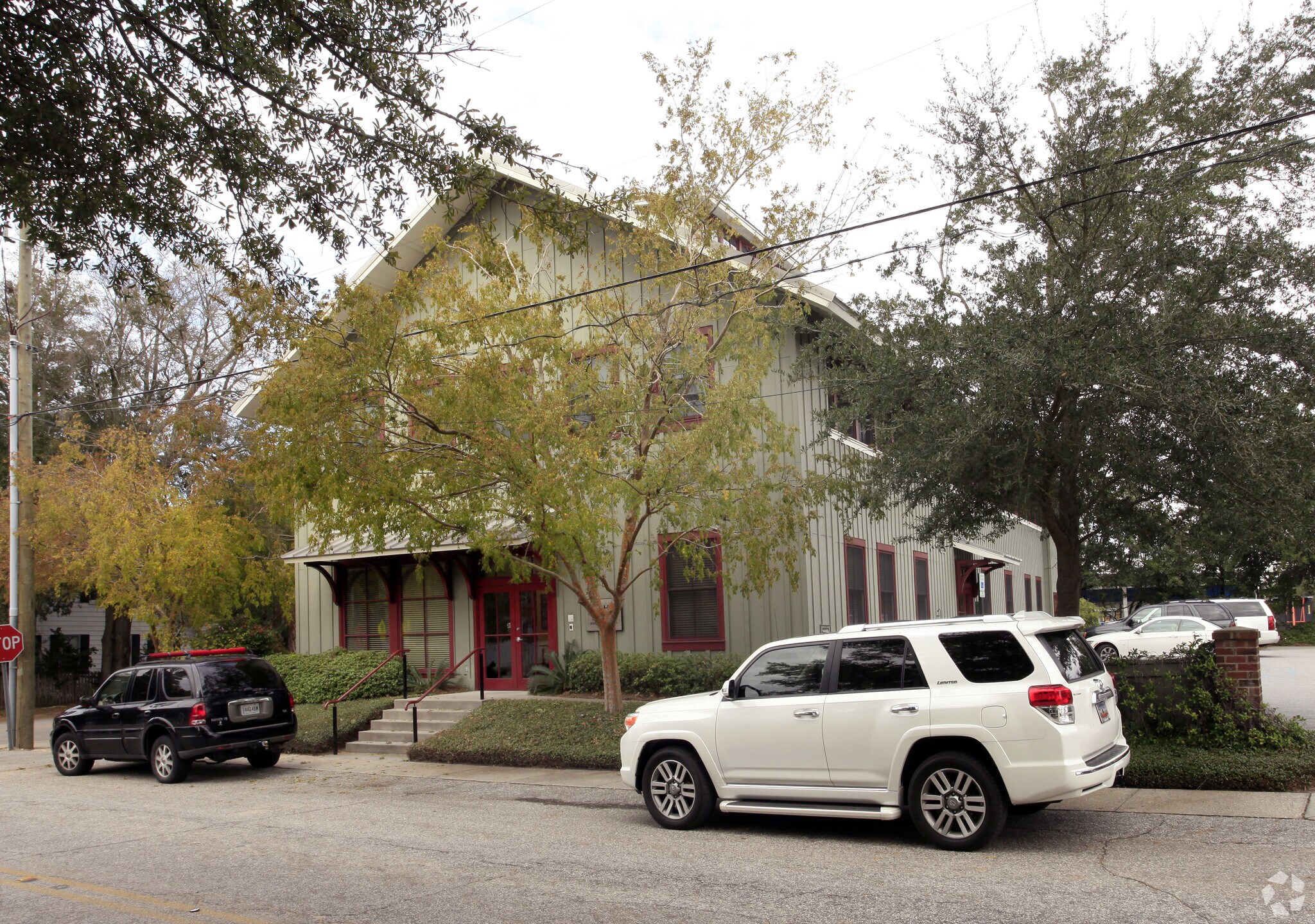 400 Hibben St, Mount Pleasant, SC for sale Primary Photo- Image 1 of 1