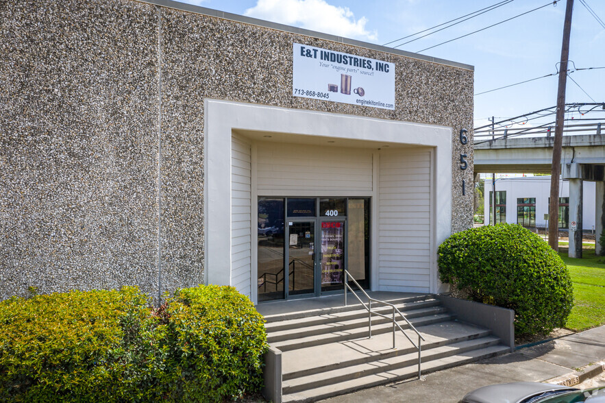 651 N Shepherd Dr, Houston, TX for lease - Building Photo - Image 3 of 3