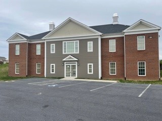 10 Hedgerow Dr, Staunton, VA for lease - Building Photo - Image 3 of 14