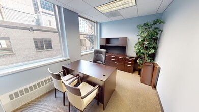 1 N La Salle St, Chicago, IL for lease Interior Photo- Image 2 of 3