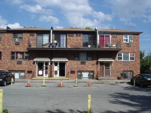 109-19 Centerville St, Ozone Park, NY for sale Primary Photo- Image 1 of 1