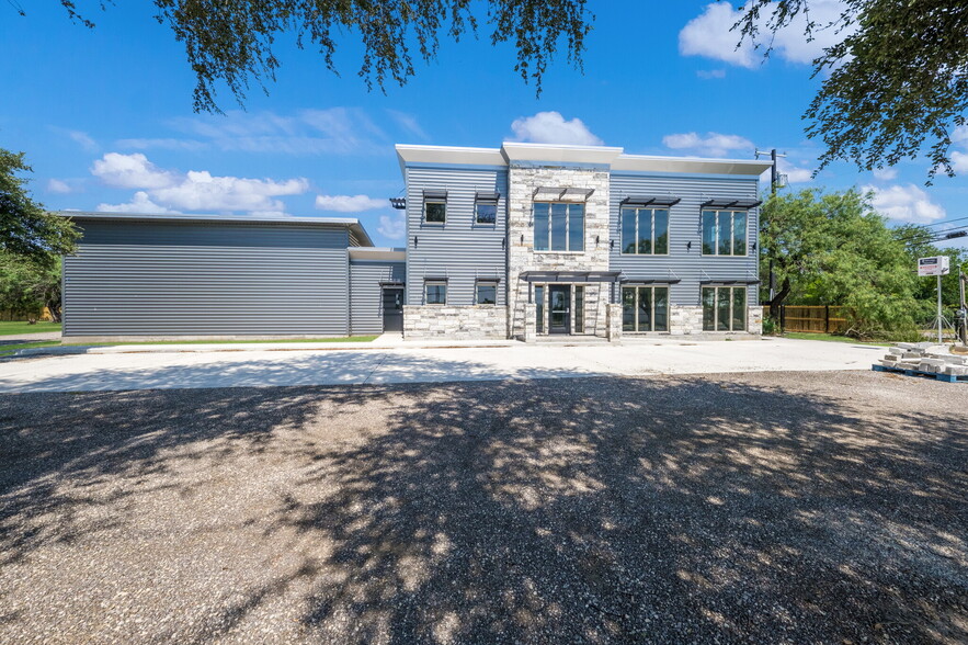 5006 Alma Dr, San Antonio, TX for sale - Primary Photo - Image 1 of 1