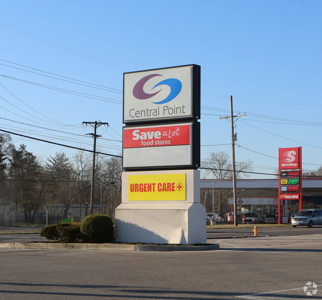 677 Harrisburg Pike, Columbus, OH for lease - Building Photo - Image 3 of 3