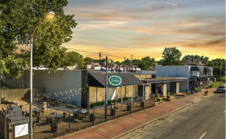 1501-1509 Austin Ave, Waco, TX for lease Building Photo- Image 1 of 4