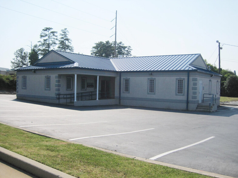 3556 Riverside Dr, Macon-Bibb, GA for lease - Building Photo - Image 3 of 9