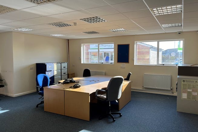 Cavendish Sq, Swindon for lease Interior Photo- Image 1 of 1