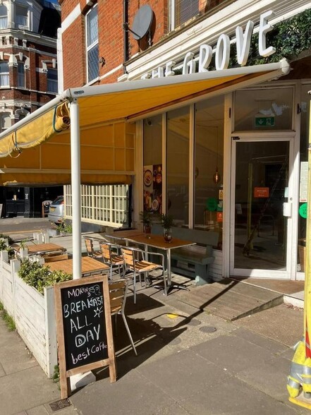 65 The Grove, London for lease - Building Photo - Image 2 of 20