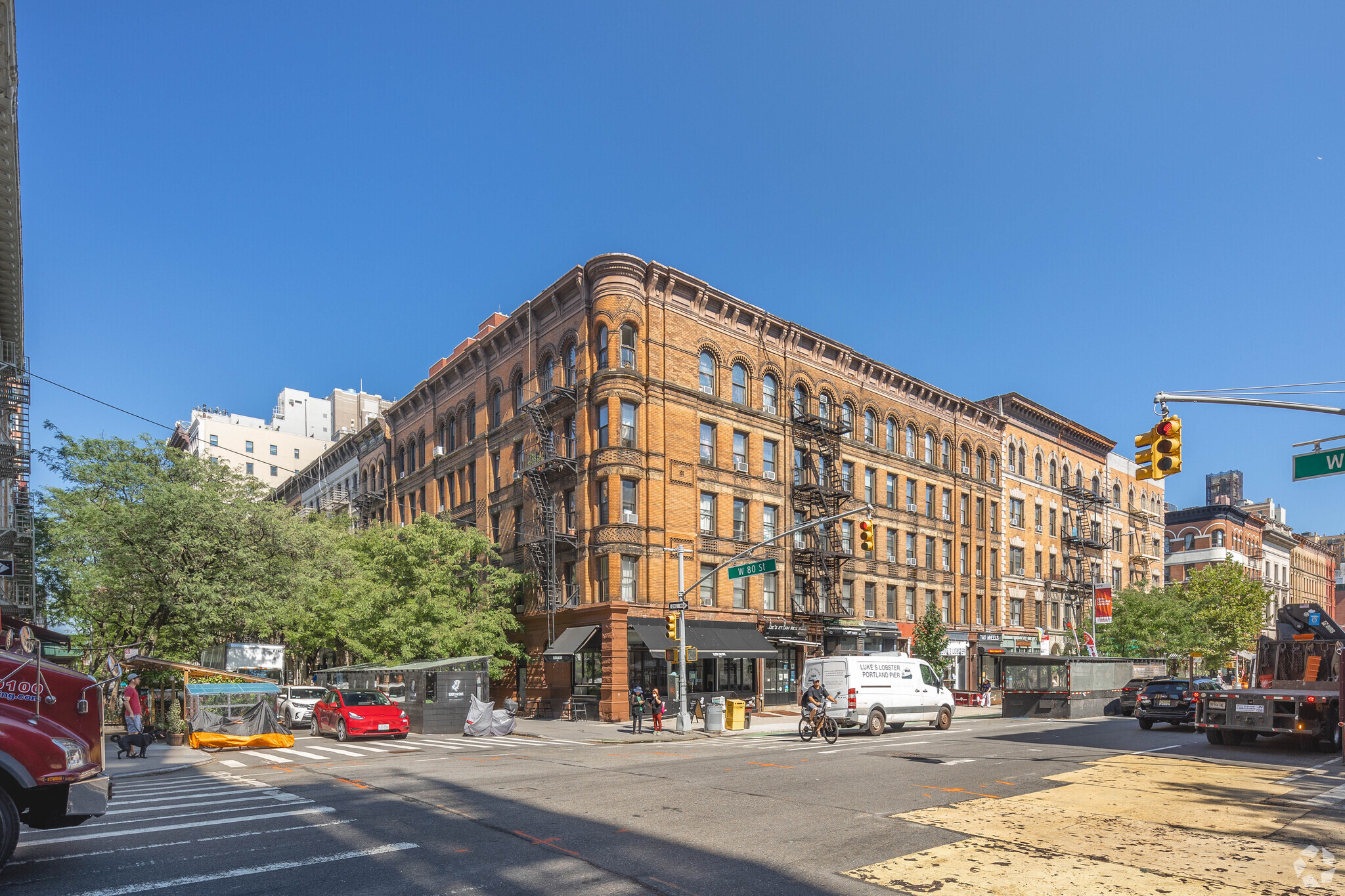 420-428 Amsterdam Ave, New York, NY for sale Primary Photo- Image 1 of 1