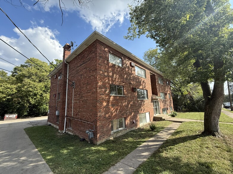 944 Seton Ave, Cincinnati, OH for sale - Building Photo - Image 2 of 14