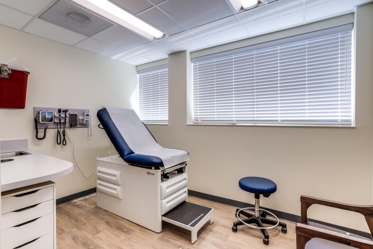 3543 W Braddock Rd, Alexandria, VA for sale Interior Photo- Image 1 of 1