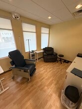 204 Three Springs Dr, Weirton, WV for lease Interior Photo- Image 1 of 11