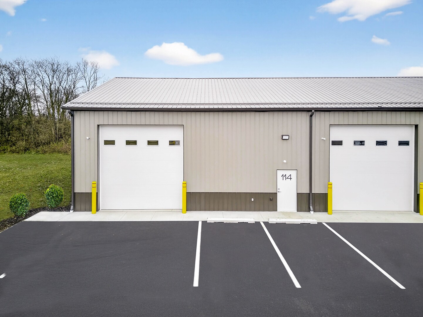 2690 Grissom st, Columbus, IN for lease Interior Photo- Image 1 of 10