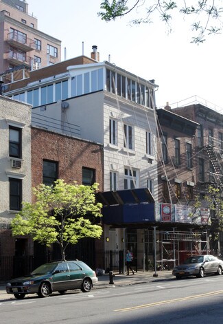 More details for 181 Christopher St, New York, NY - Retail for Lease