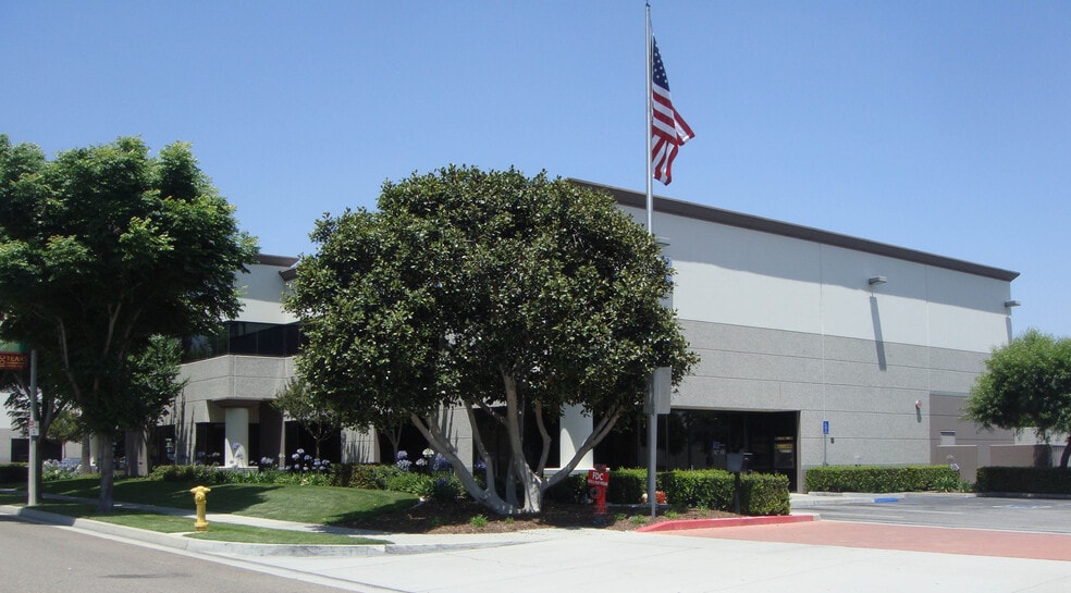 14335-14345 Pipeline Ave, Chino, CA for lease - Building Photo - Image 3 of 9