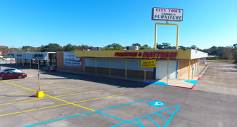 Plank Road Shopping Center - Gas Station