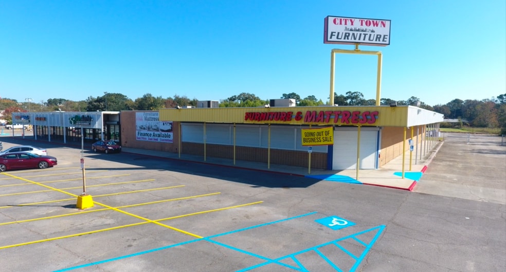 5840 Plank Rd, Baton Rouge, LA 70805 Plank Road Shopping Center